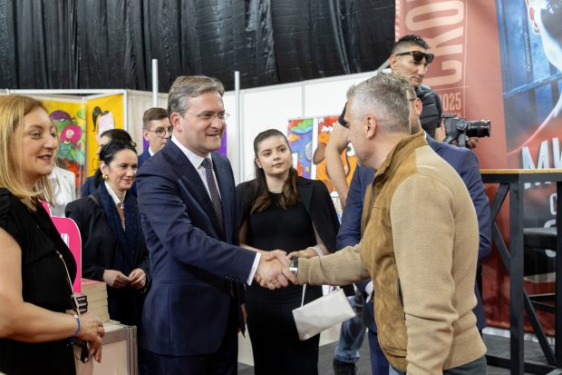 Селаковић у Скопљу на отварању Међународног сајма књига