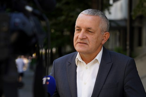 Линта: Српски студенти да одбију позив на Медицинијаду на Пагу, близу усташких логор