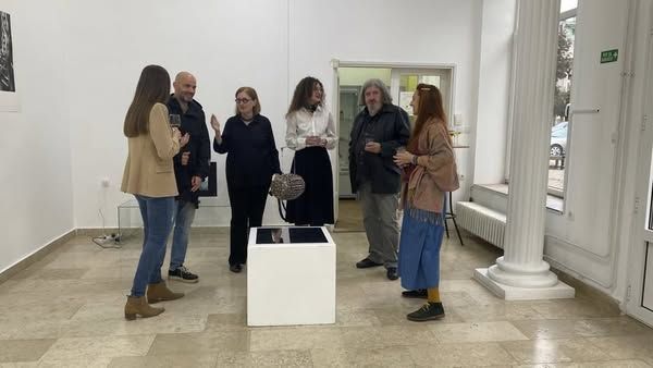 У АПАТИНСКОЈ ГАЛЕРИЈИ ОТВОРЕНА ИЗЛОЖБА ЂОРЂА АРАЛИЦЕ