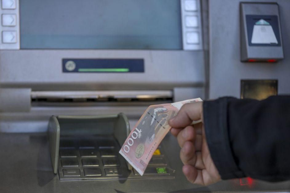 НЗС: Данас и сутра исплата накнада за незапослена лица