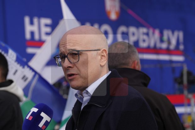 Вучевић: Убедљива победа СНС у Зајечару у немогућим условима