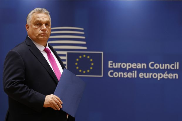 Орбан: Брисел легао у кревет са Украјином, жртвовао би мађарске породице и економију