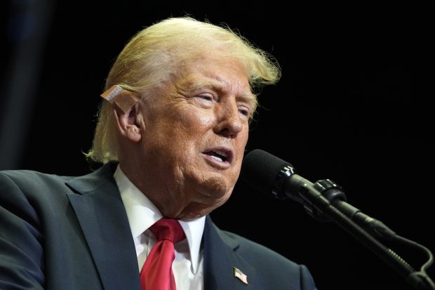 Трамп: САД гађале три нуклеарна постројења у Ирану, Иран сада мора да склопи мир