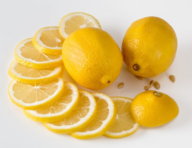 Лимунову кору можете искористити на више начина