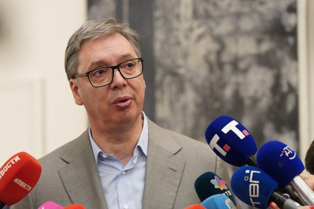 Вучић најавио посету српској Атини: Ослободићемо Нови Сад од оних који мрзе Србију