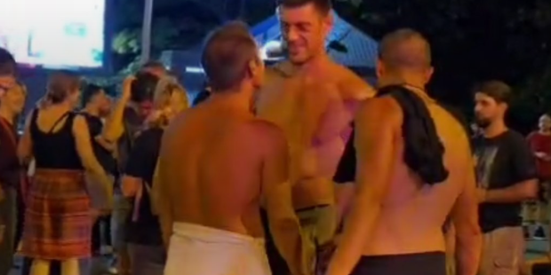 Скандалозно! Пијани и дрогирани блокадери хоће да зауставе Србију! Држава ће ово зло зауставити! (ВИДЕО)