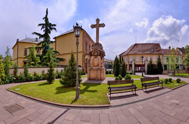 СПЦ и верници данас прослављају летње Свете Враче Козму и Дамјана