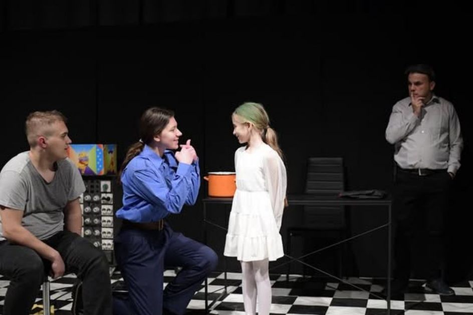 “ЧИКА ЈАСТУК” ПОНОВО ИГРА У СОНТИ