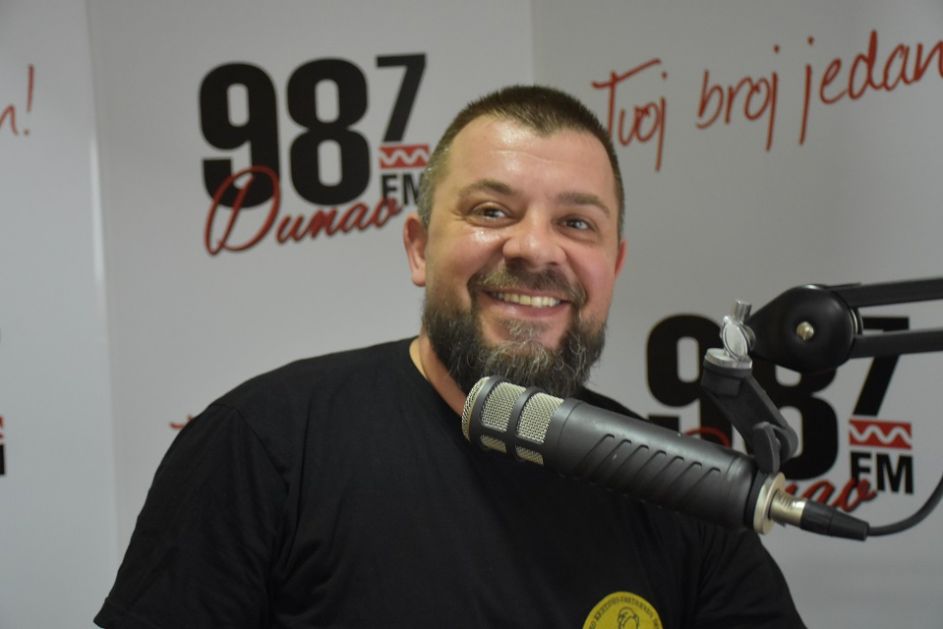 СКУД “ЗЛАТНИК” АПАТИН ОДРЖАЋЕ НАСТУПИМА У ПРИГРЕВИЦИ И АПАТИНУ ПРВИ ГОДИШЊИ КОНЦЕРТ