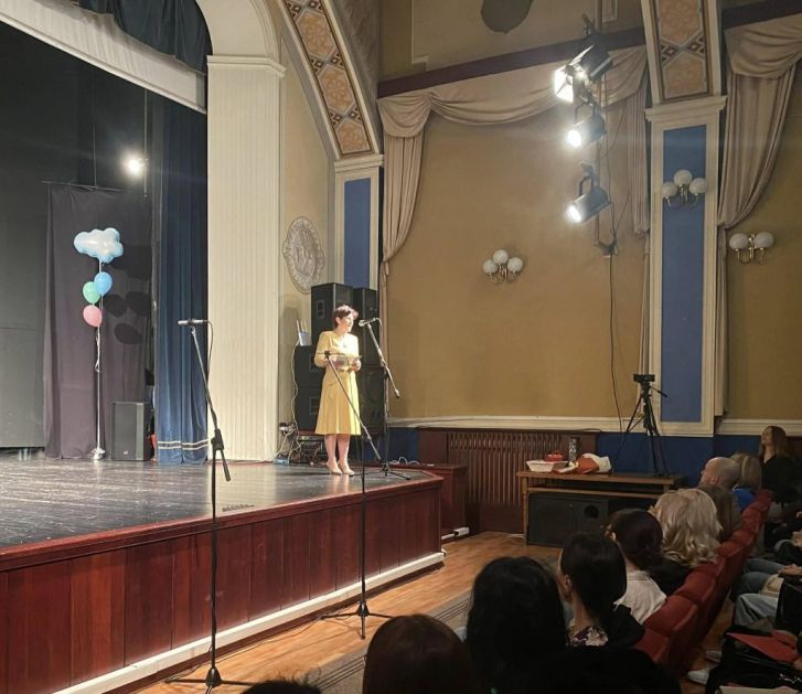 СИНОЋ ОДРЖАНИ ДАНИ ДЕЧЈЕГ СТВАРАЛАШТВА У АПАТИНУ