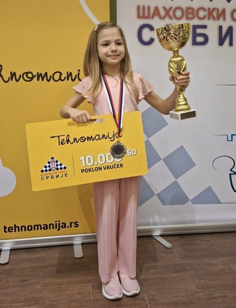 КАЛИНА ПЕЈИН ДРУГА У ДРЖАВИ! ИДЕ НА ЕВРОПСКО И СВЕТСКО КАДЕТСКО ПРВЕНСТВО