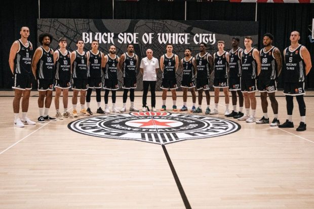 Сло­бо­да на пу­ту Пар­ти­за­ну