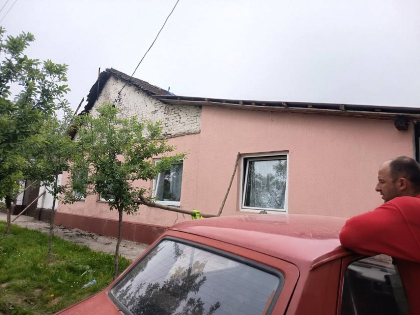 ПОЖАР ОСТАВИО ПОРОДИЦУ ЗОРИЋ БЕЗ ДОМА