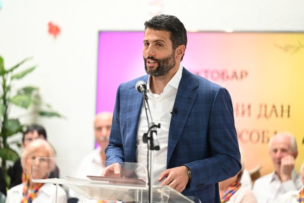 Шапић: Расписане јавне набавке за неколико великих саобраћајних пројеката у Београду