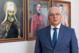 Мандић: Надам се да ће у Црној Гори доћи време дијалога и споразумевања