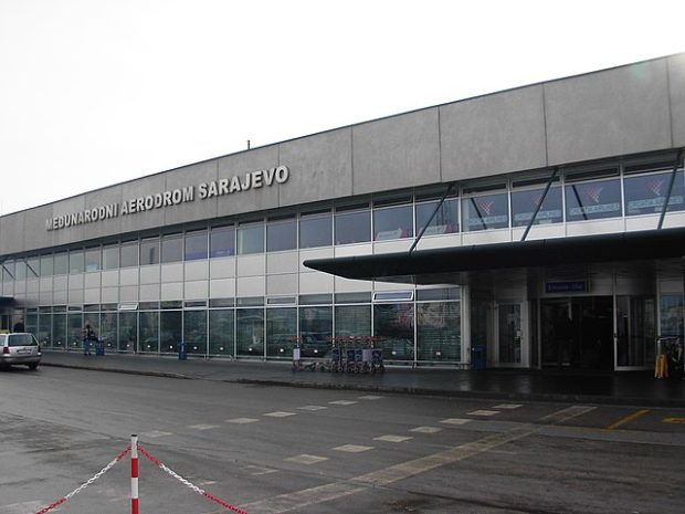 На Међународном аеродрому у Сарајеву проблеми због лошег времена