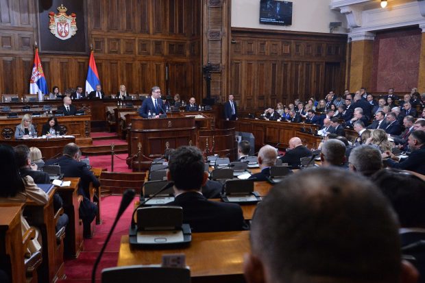 Скупштина усвојила извештај о преговарачком процесу са Приштином
