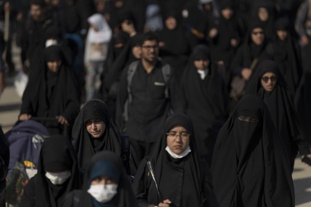 Шеф иранског правосуђа: Жене без хиџаба ће бити кривично гоњене „без милости“
