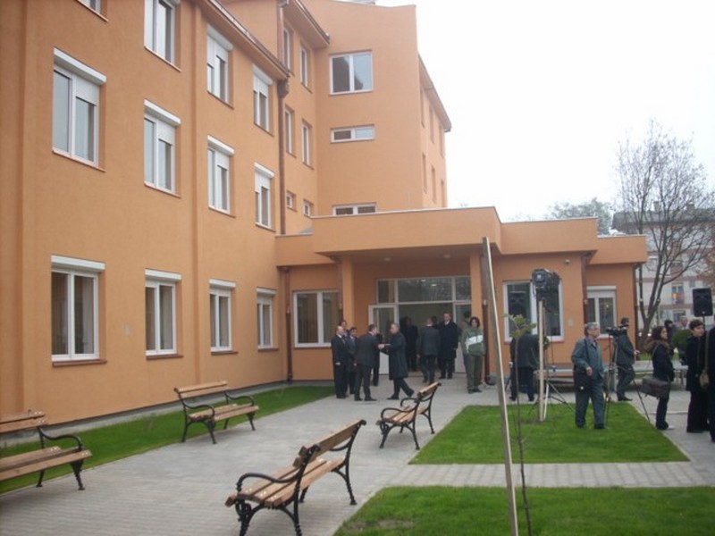 Студентски центар „Нови Сад“ реконструисаће Студентски дом „др Зоран Ђинђић“ у Сомбору