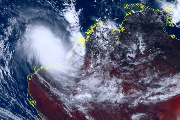Циклон Илса погодио северозапад Аустралије, донео нови рекорд брзине ветра