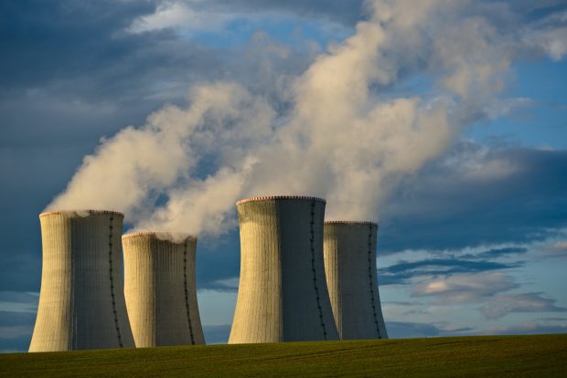 Немачка затвара своје три последње нуклеарне електране