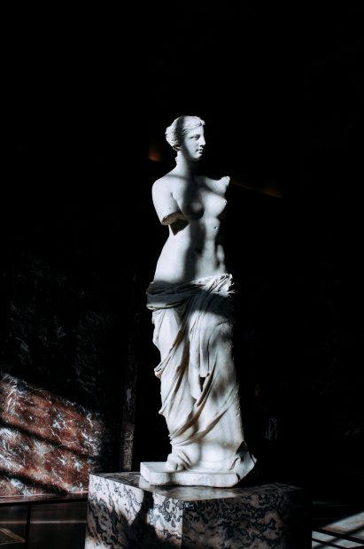 Италија: У античком храму у Пестуму археолози открили статуе Ероса и Афродите