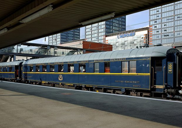 Чувени луксузни воз Оријент Експрес више неће саобраћати од Лондона до Француске