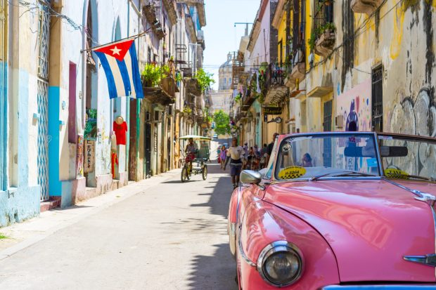 Шта очекује кубанског председника у другом мандату?