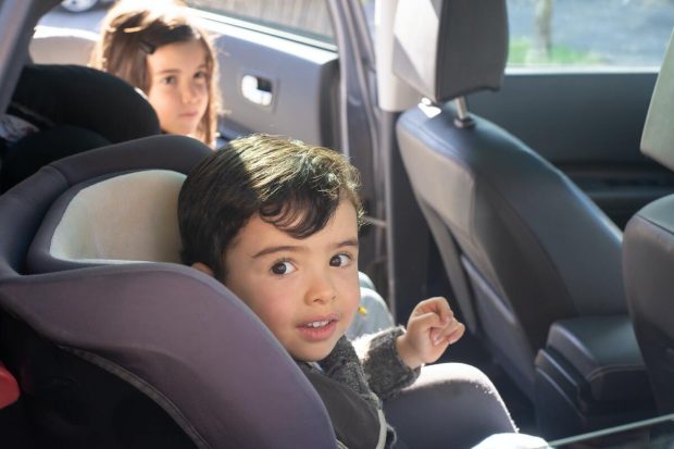 До које године дете треба да користи ауто седиште? Безбедност је најважнија