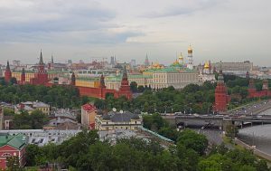 Русија ће уложити званичан протест због заузимања школе у амбасади у Варшави