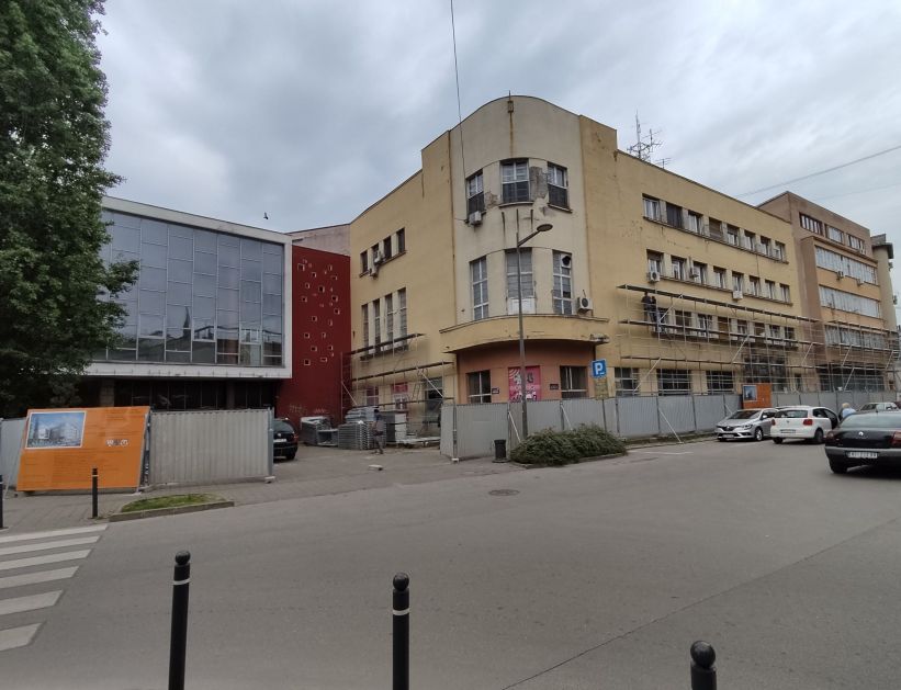 Почели радови на обнови зграда Студија М, Радија Нови Сад и Новосадске трговачке омладине