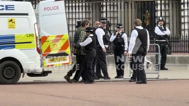Лондонска полиција се извинила због хапшења демонстраната на дан крунисања