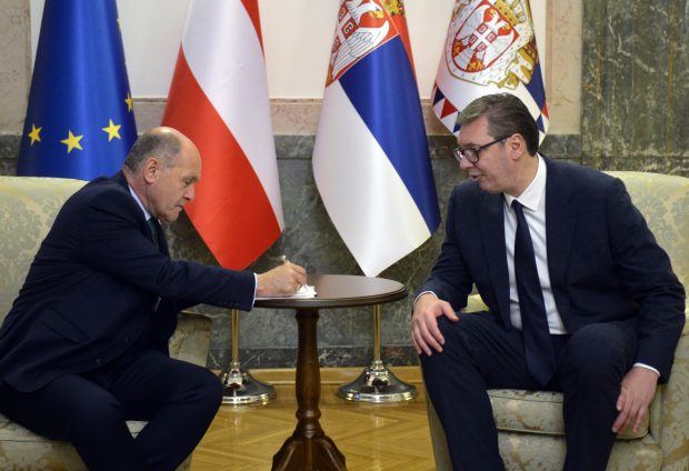 Вучић захвалио Аустрији на подршци Србији на путу ка чланству у ЕУ