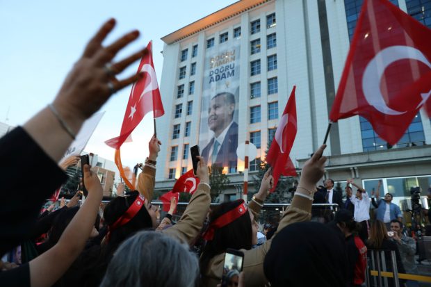 Први резултати: Ердоган води на изборима у Турској