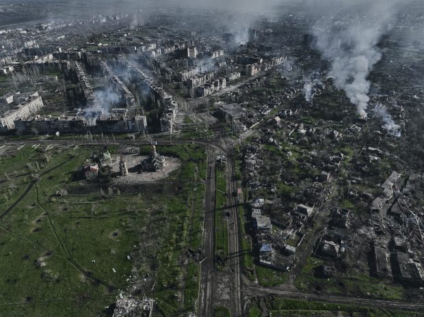 Украјинске оружане снаге: Бахмут остаје епицентар борби