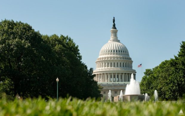Сенат САД усвојио закон којим се подиже горња граница владиног дуга