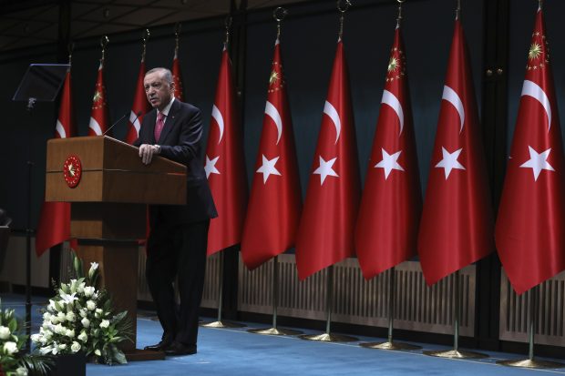 Ердоган представио нову владу, Чавушоглу више није министар спољних послова