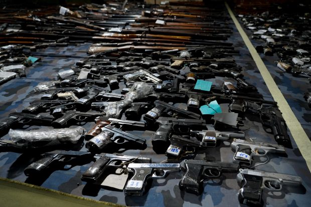 МУП: Наредба о предаји оружја и муниције правно је утемељена