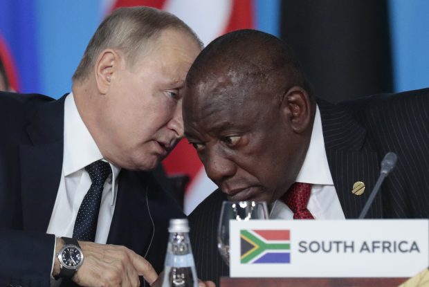 Санкт Петербург: Афрички лидери са Путином о могућем решењу сукоба у Украјини