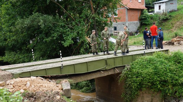 Ситуација са поплавама у Чачку и Новом Пазару стабилизована
