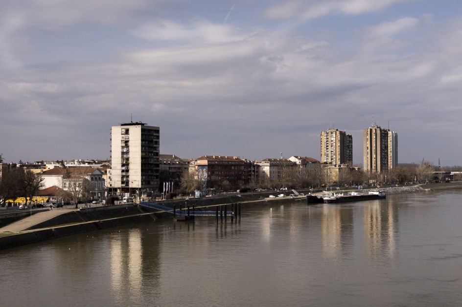 ЈВП Воде Војводине и Покрајински секретаријат и данас успешно решавају акцидент на Дунаву