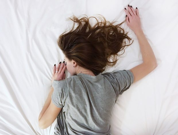 Необичан трик који ће вам помоћи да брзо заспите