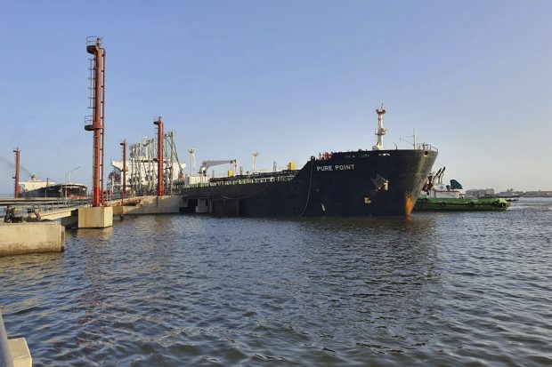 Извоз руске нафте у Индију обара рекорде десети месец заредом