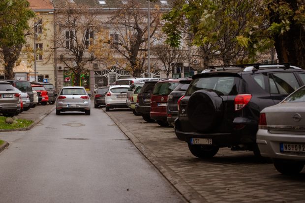 Где у Новом Саду можете изнајмити аутомобил и за колико пара?