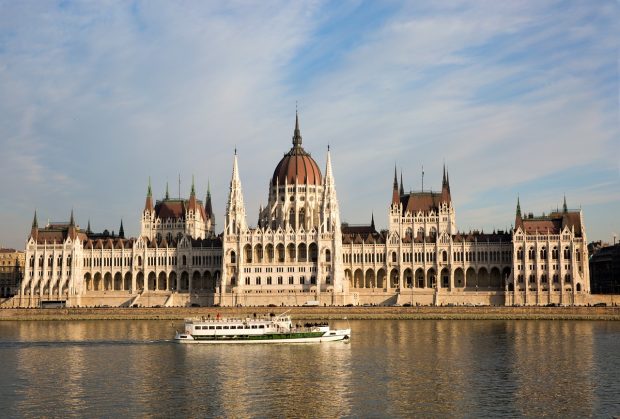 Две трећине Мађара против додатних издвајања ЕУ за Украјину