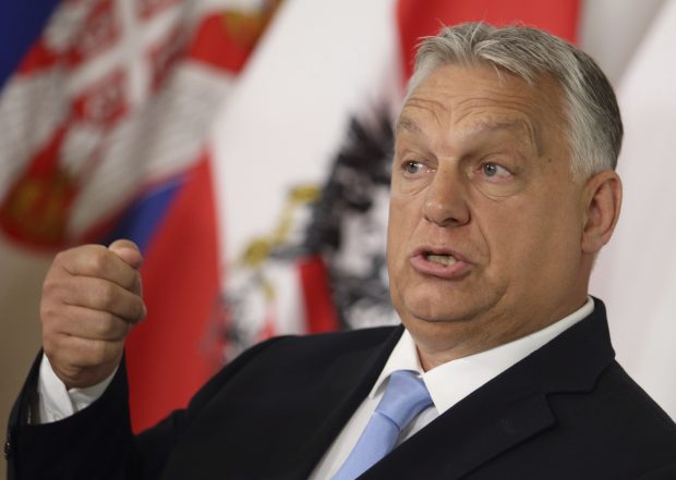 Орбан: Имамо нулту толеранцију према мигратима,Нехамер:Морамо да решавамо проблем