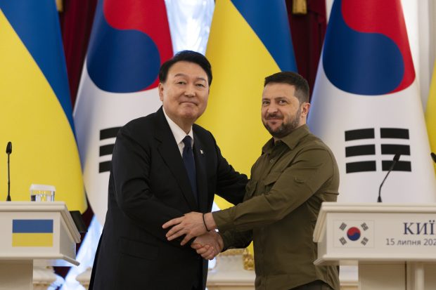 Јужнокорејски председник током посете Кијеву најавио већу помоћ Украјини