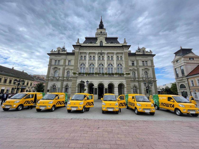 Нови Сад први град са електричним возилима за доставу пошиљки (ФОТО)