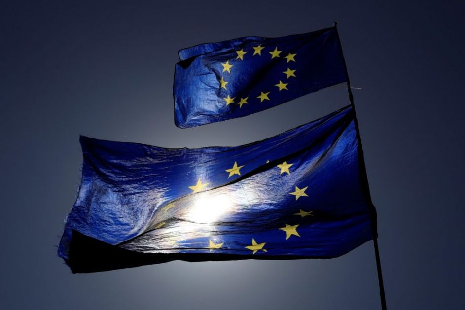Договор „Меркрон“ као дашак наде за ЕУ?