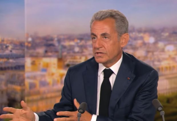 Саркози: Свет се налази на ивици вулкана
